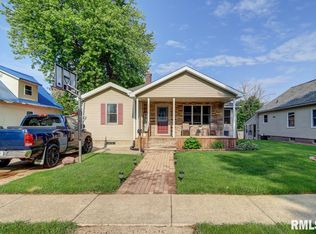 2410 Barker St, Clinton, IA 52732