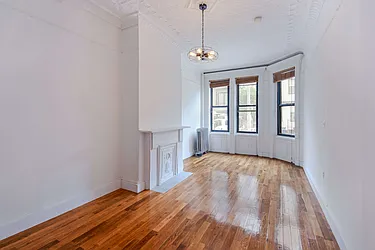 Rented by Real Team Brokerage