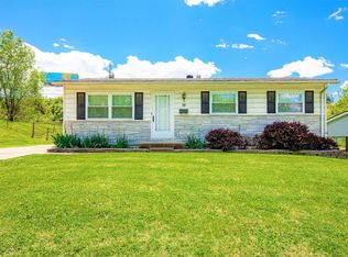 50 Ville Teresa Ct, Hazelwood, MO 63042