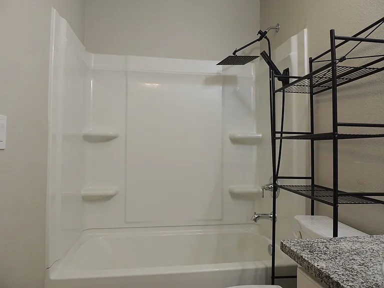 1200 Cajun St — Photo 11