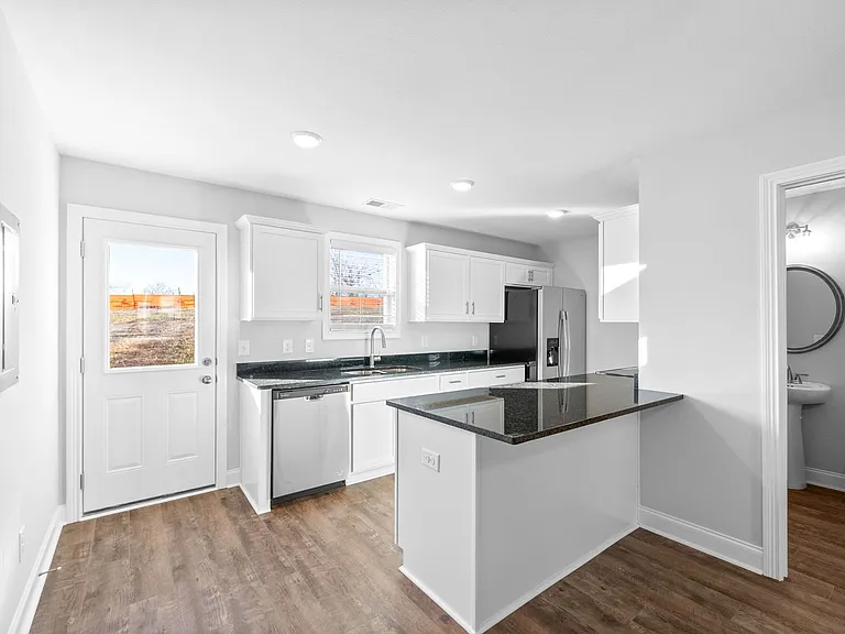 Martin St. - 919 Building B — Photo 8