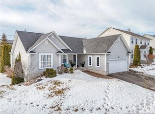 29 Poets Ln, Fredericton, NB E3B 9P8