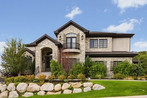 1st image of 3063 E Hiddenwood Dr