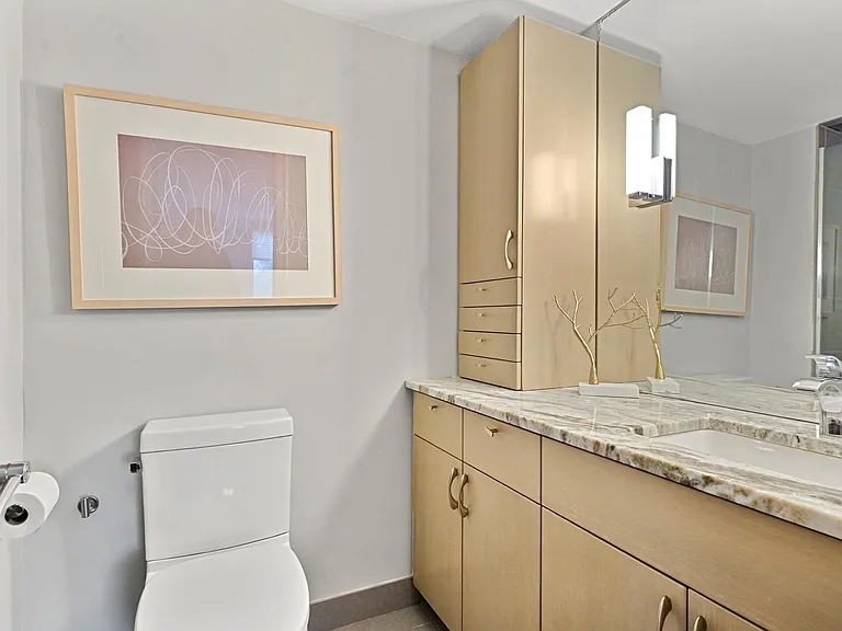 600 W Brown St #109 — Photo 18