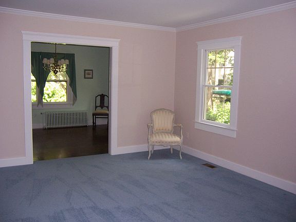 5th image of 109 Sidney St