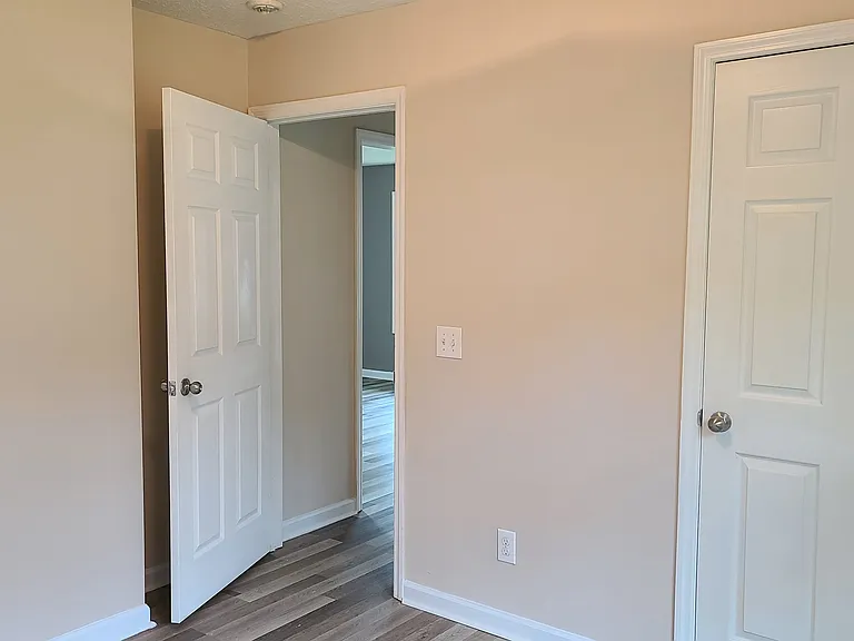Bedroom 2-2