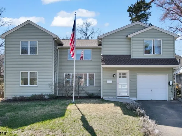 30 Campbell St, Waldwick Boro, NJ 07463