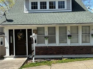 68 Center Ave, Burgettstown, PA