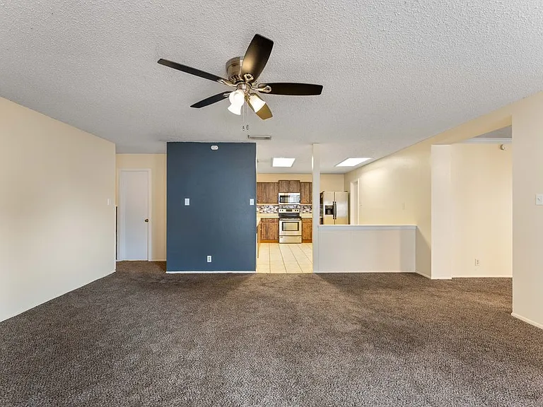 6863 Cypress Mist Dr — Photo 12