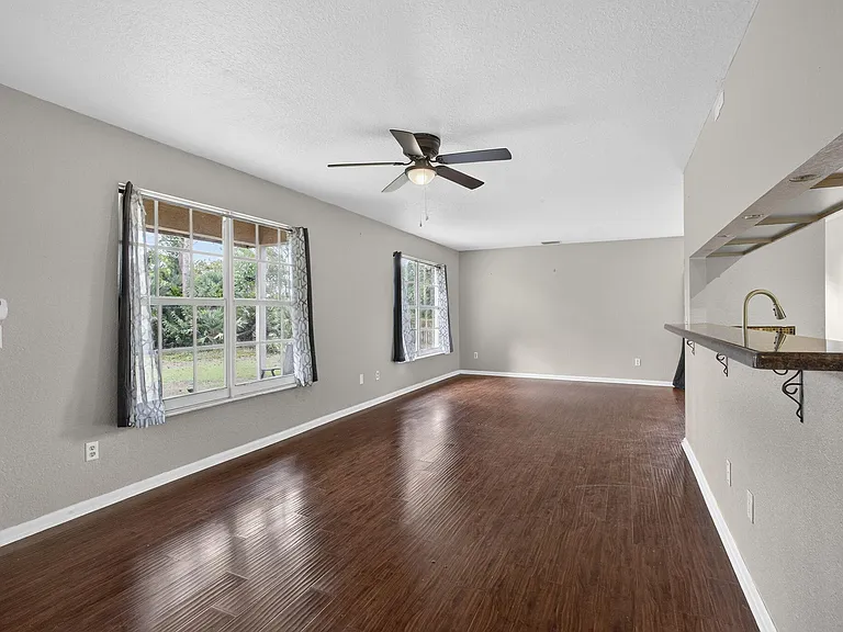 16932 Okeechobee Blvd — Photo 16