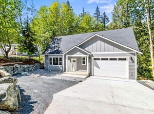 487 Hilltop Dr, Sedro Woolley, WA