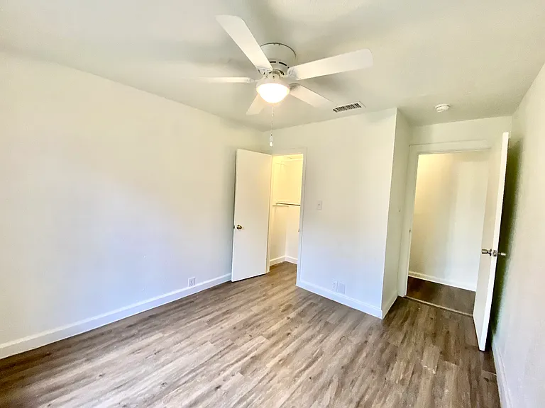 408 Faris St — Photo 17