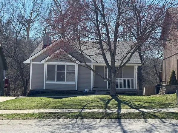 1907 NW 62nd Ter, Kansas City, MO 64151