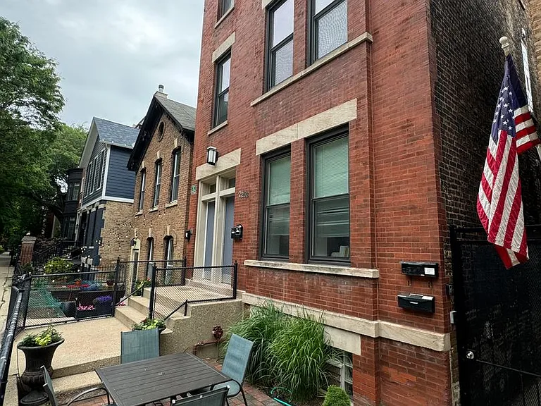 2253 N Janssen Ave — Photo 15