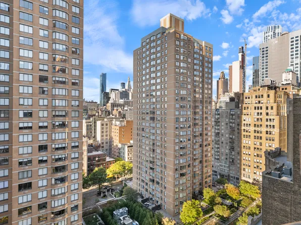 157 East 32nd Street image 4 of 16