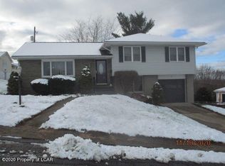 4 Skyline Dr, Hughestown, PA 18640