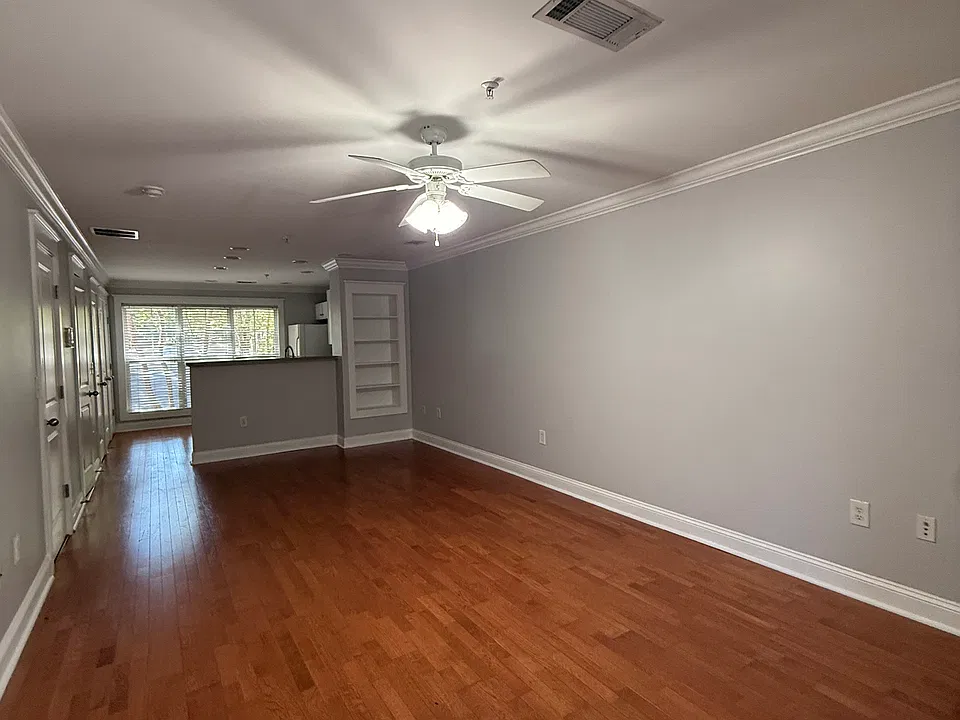1035 Barnett Shoals Rd #623