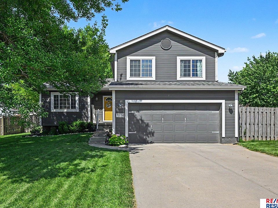 1st image of 7508 S 180th Ave