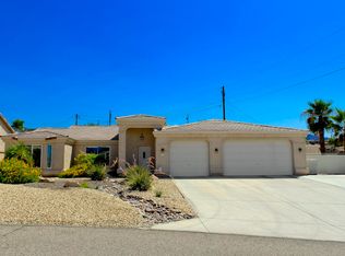 3165 Oakwood Dr, Lake Havasu City, AZ 86404