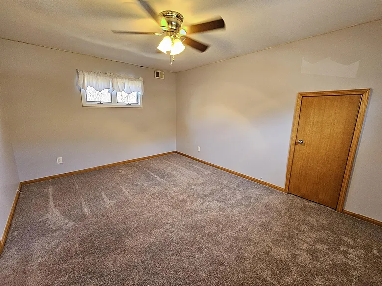 75 Horton Rd — Photo 17