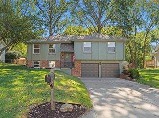 525 E 126th Ter, Olathe, KS 66061