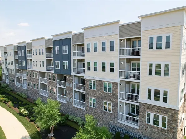 120 University Ave #2210, Westwood, MA 02090
