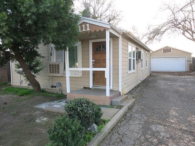 1st image of 111 N Hinkley Ave
