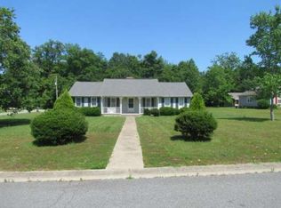 30 Riverview Ct, Cartersville, GA 30120