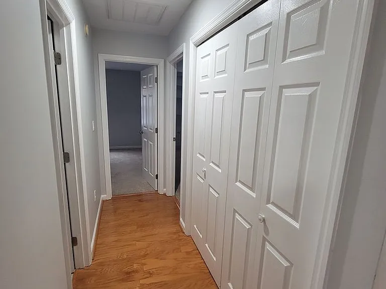 2910 Pointewest Dr — Photo 14