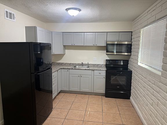 2nd image of 1229 N 35th St APT 9
