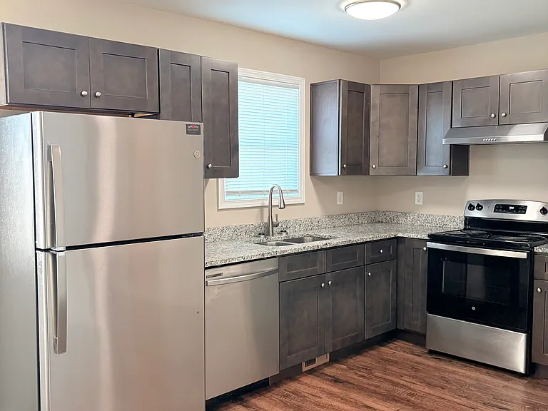 129 Hillridge Ct #C — Photo 3