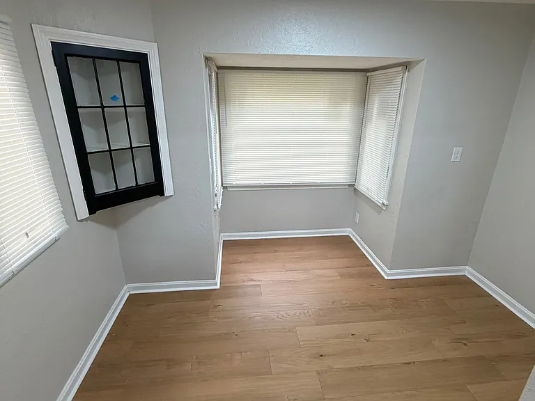 21570 Priday Ave — Photo 6