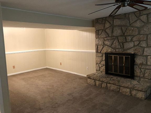 5th image of 3065 Frobisher Ave