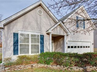 2669 Hidden Pond Cv, High Point, NC 27265