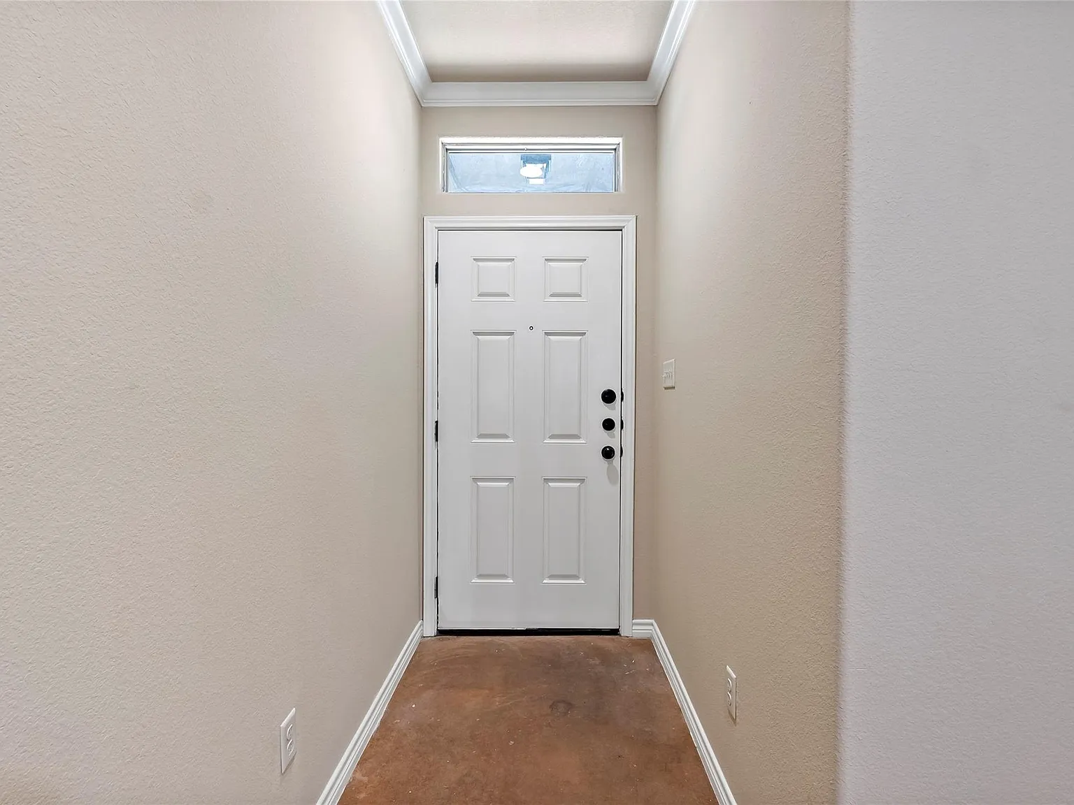 3 bed, 3.0 bath, 1261 sqft, $2,100 — Photo 3