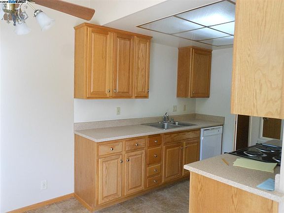 5th image of 6177 Hansen Dr