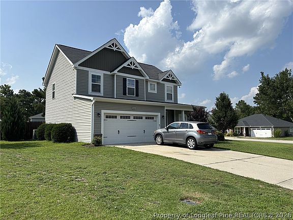3rd image of 16 Burr Oak Cir