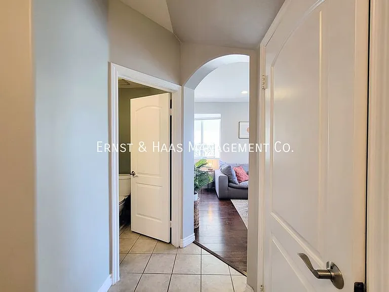 15616 Firmona Ave — Photo 15
