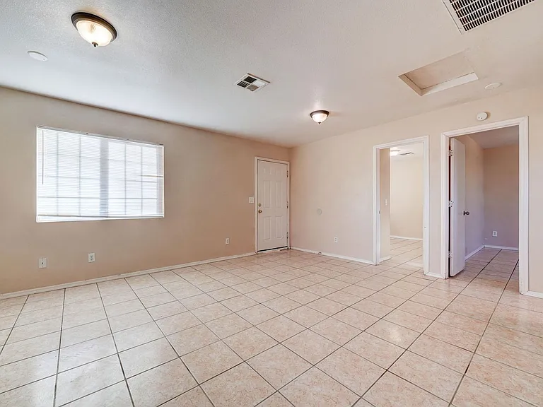 108 N Adams St — Photo 6