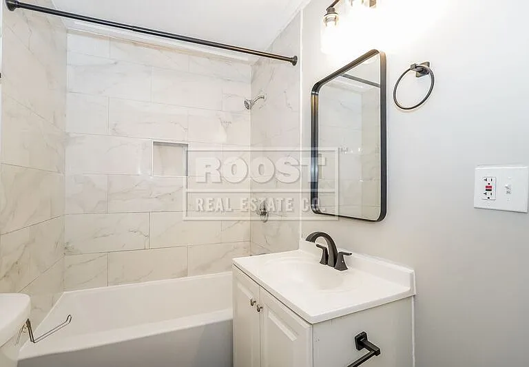 1239 S Champion Ave — Photo 9