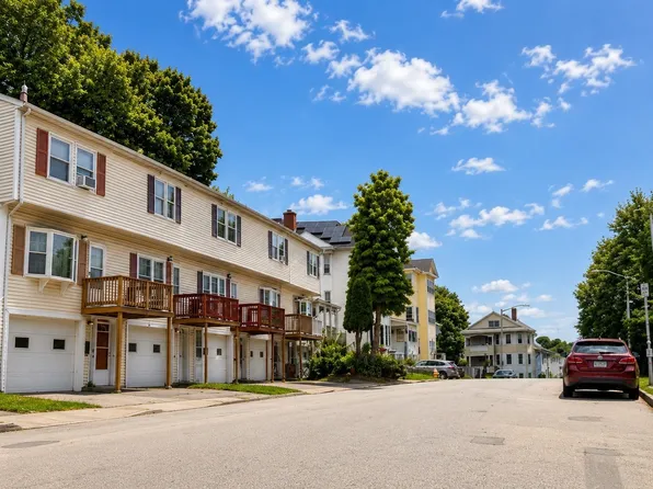 20 Seven Rice Ln, Worcester, MA 01604