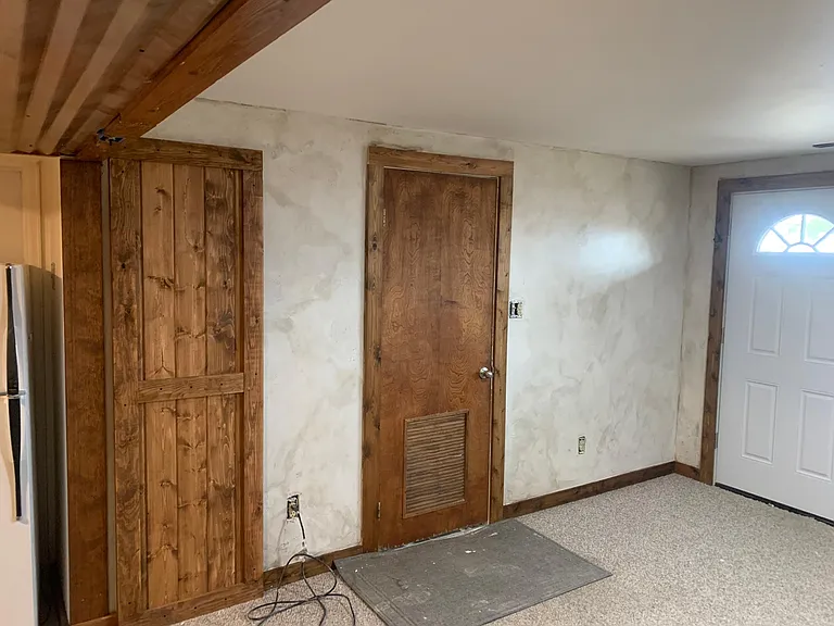 2524 Pine Bluff Rd — Photo 3