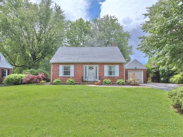 4164 Hampshire Ct, Allentown, PA 18104