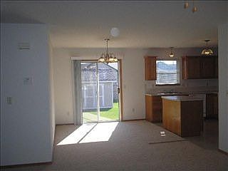 4th image of 2219 E Walnut Creek Ct