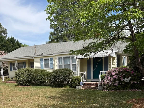 1014 Ousleydale Rd, Hartsville, SC 29550