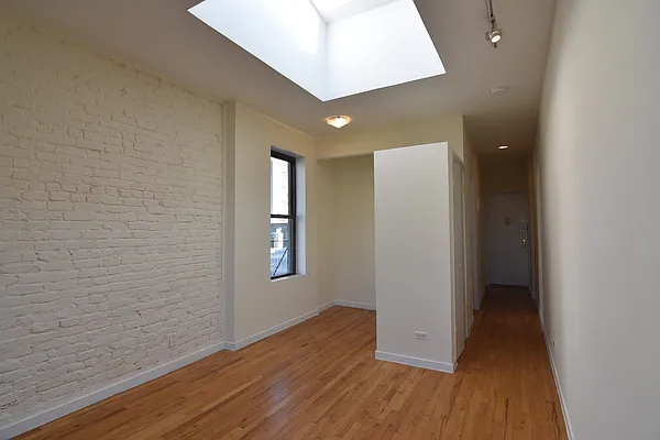 Rented by Buchbinder & Warren | media 5