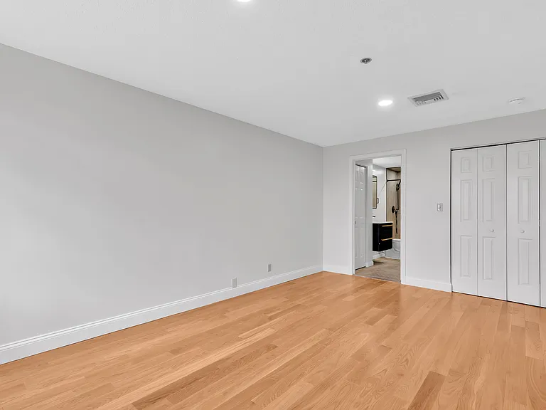 24 Corey St #305 — Photo 31