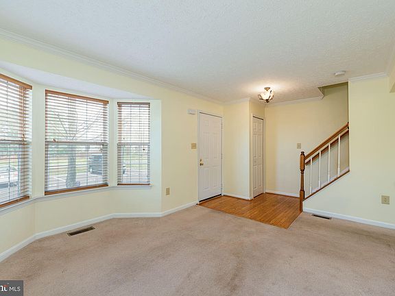 3rd image of 103 Amethyst Ct