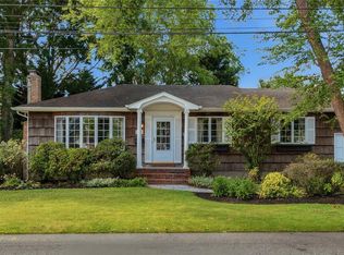 350 Columbus Ave, West Babylon, NY 11704