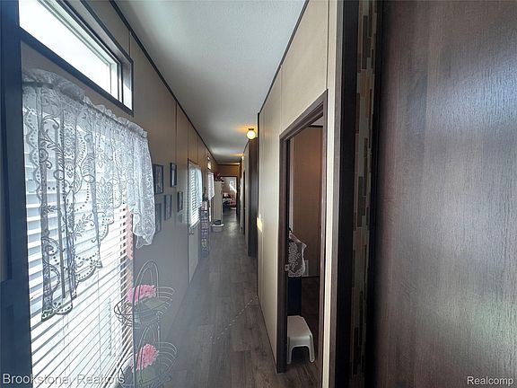 5th image of 505 Marquette Dr